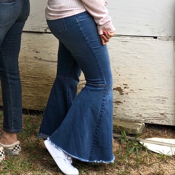 flared jeans short legs